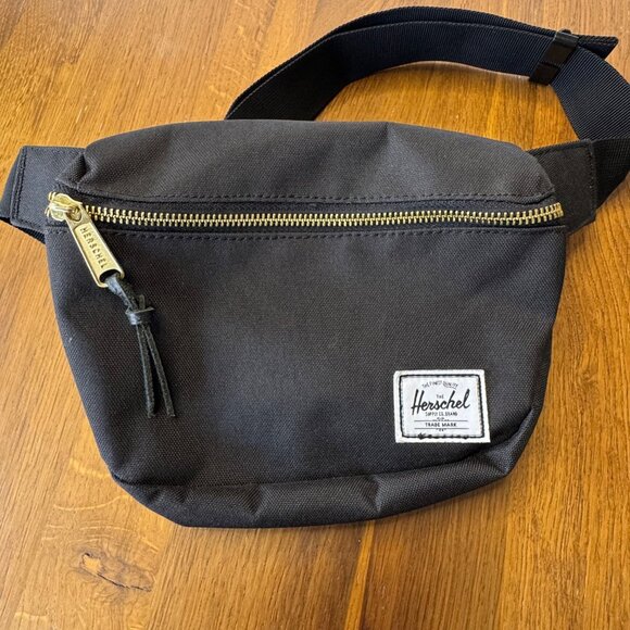 HERSCHEL SUPPLY CO. Settlement Hip Pack Black Waist Bag Adjustable Fanny Pack - Picture 11 of 12